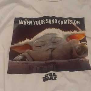 H&M star wars baby yoda meme shirt